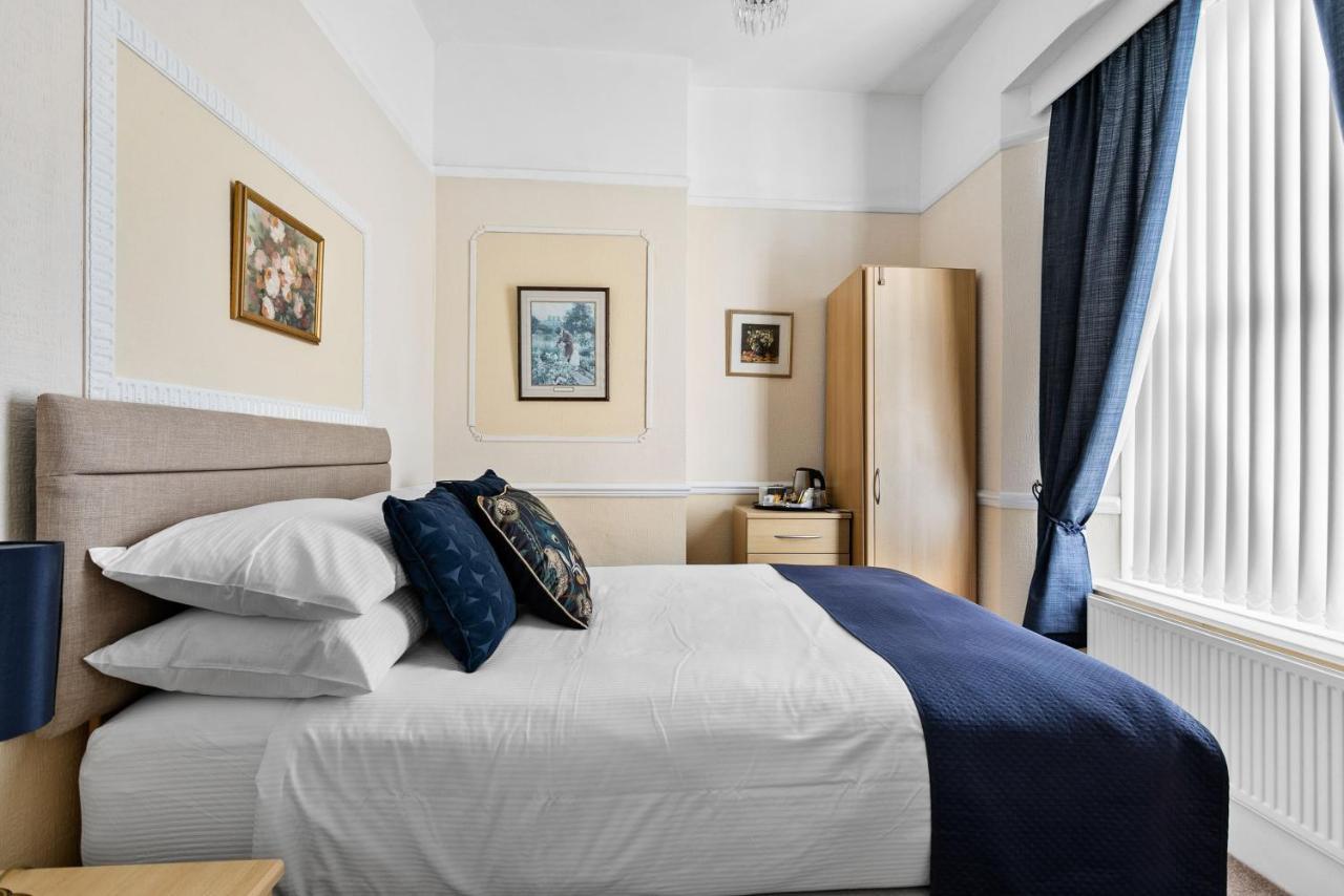 Melba House (Adults Only) Bed & Breakfast Торки Екстериор снимка