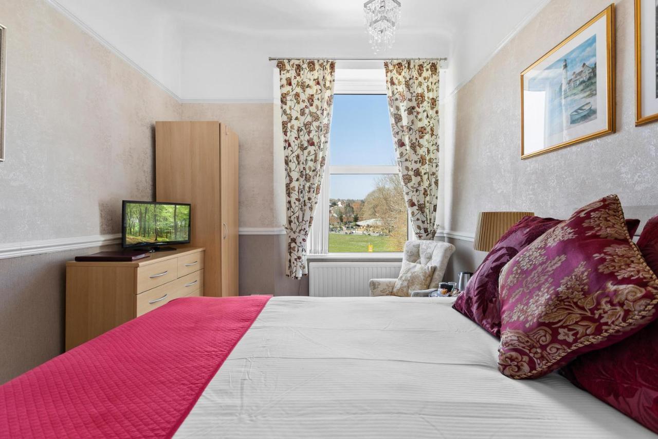 Melba House (Adults Only) Bed & Breakfast Торки Екстериор снимка