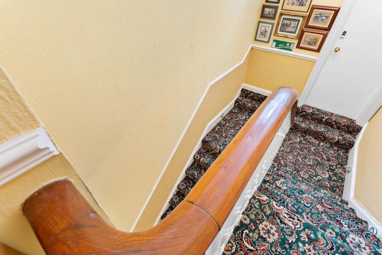 Melba House (Adults Only) Bed & Breakfast Торки Екстериор снимка