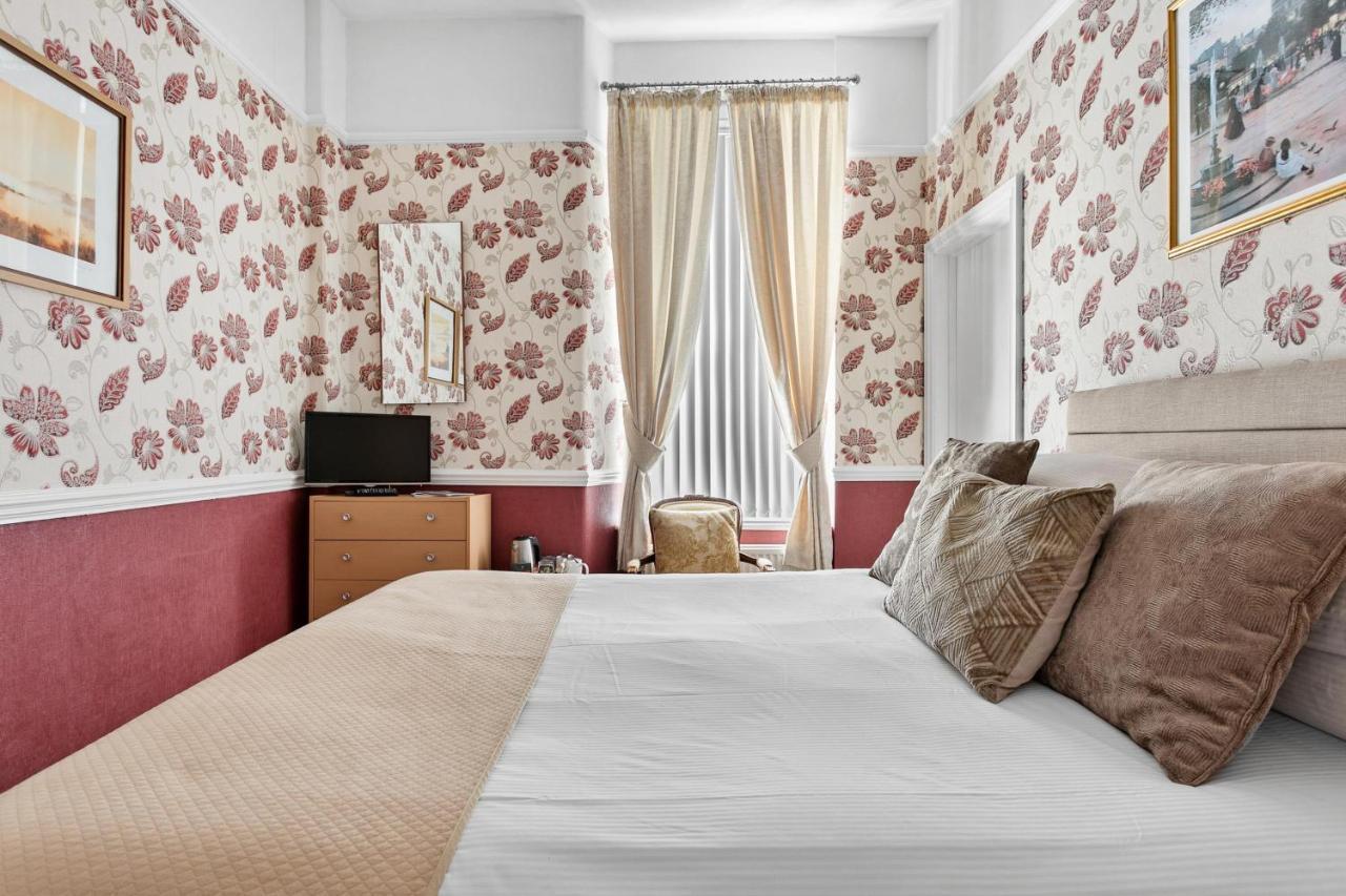 Melba House (Adults Only) Bed & Breakfast Торки Екстериор снимка
