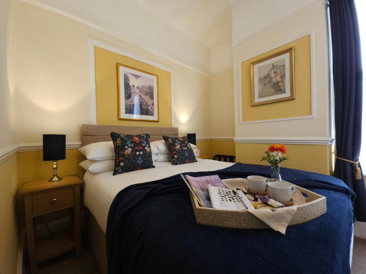 Melba House (Adults Only) Bed & Breakfast Торки Екстериор снимка