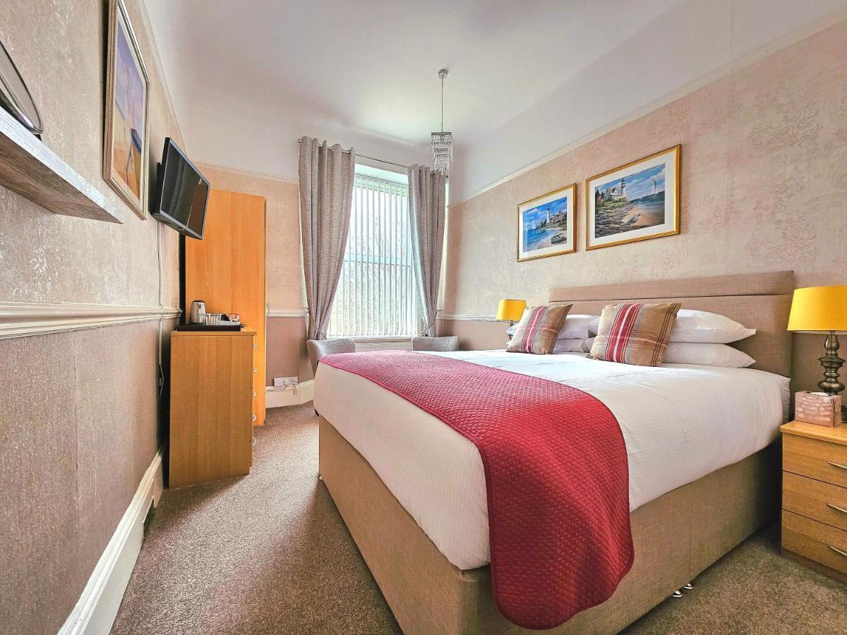 Melba House (Adults Only) Bed & Breakfast Торки Екстериор снимка
