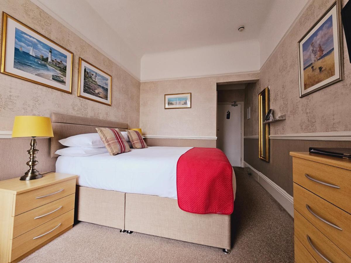Melba House (Adults Only) Bed & Breakfast Торки Екстериор снимка